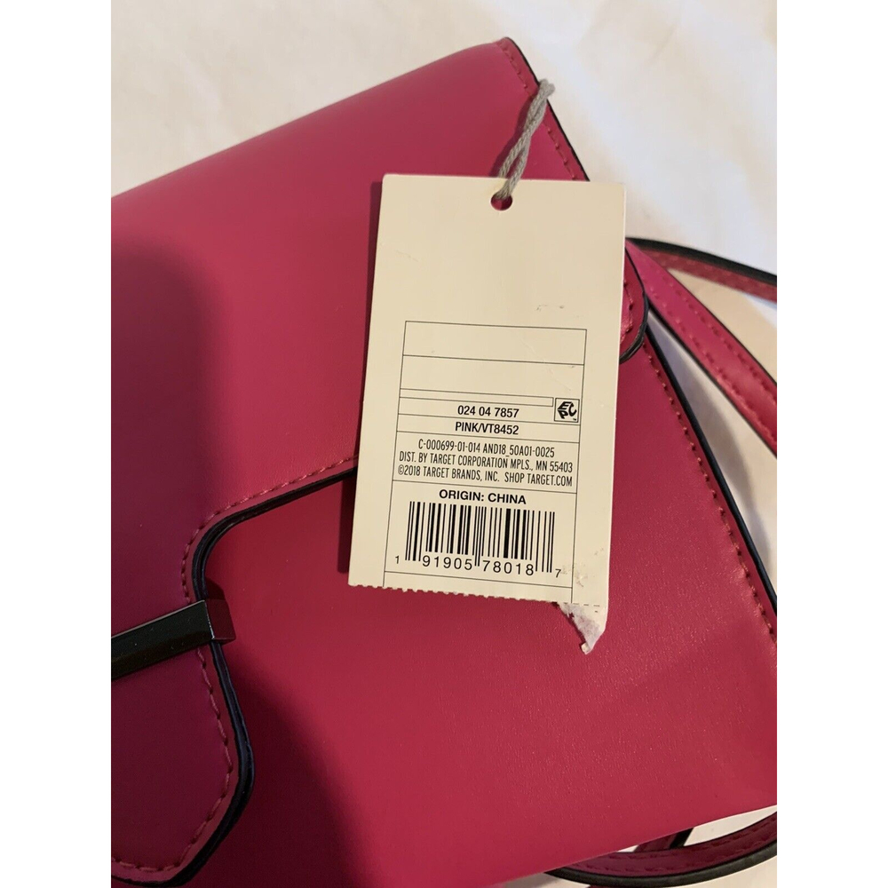 A New Day Pink Flap Closure Clutch W/detachable Crossbody Strap Purse NWT - Picture 7 of 11